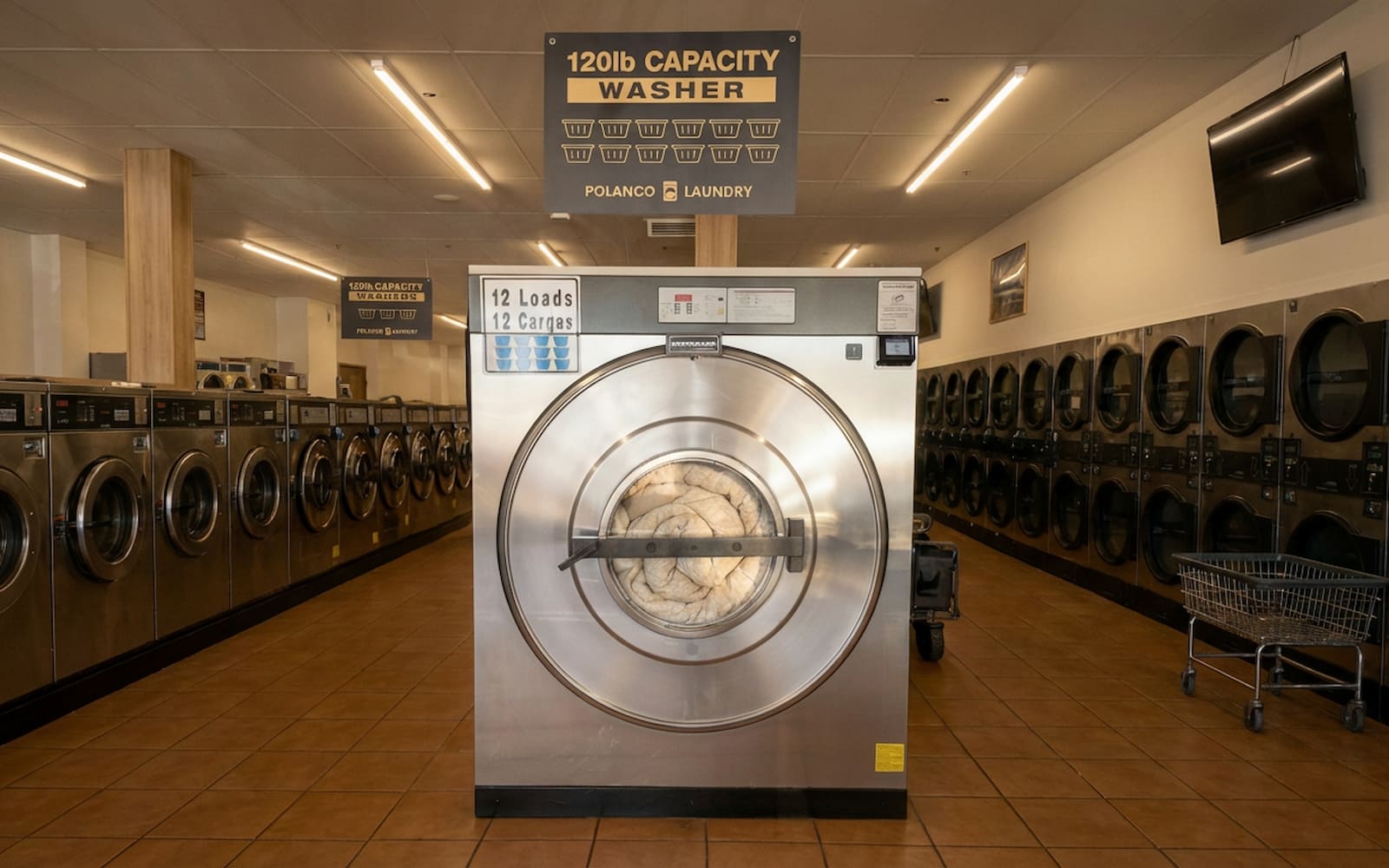 Large capacity washer with comforter at Polanco Laundry in Arleta